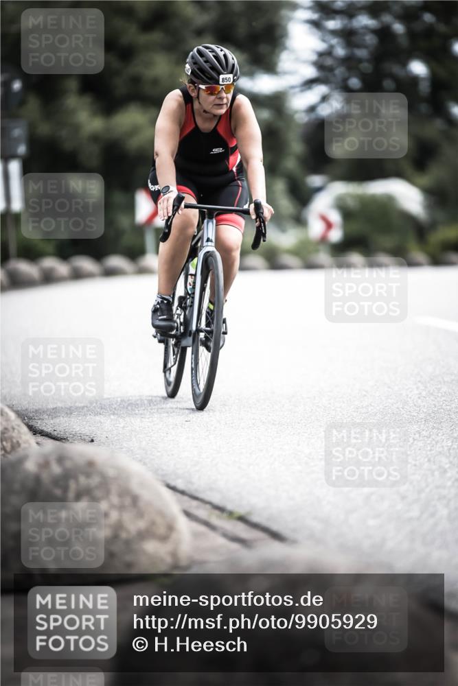 21.06.2026 - 29. Vierlanden-Triathlon H.Heesch http://msf.ph/oto/9905929 21.06.2026 11:40:08 Radfahren 87, 688, 850 meine-sportfotos.de