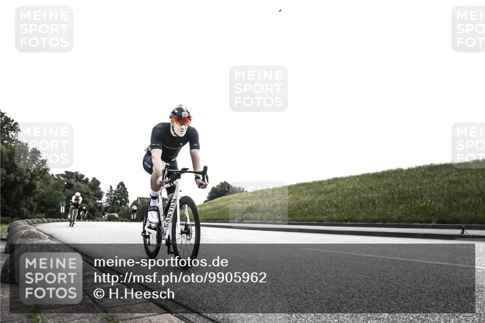 21.06.2026 - 29. Vierlanden-Triathlon H.Heesch http://msf.ph/oto/9905962 21.06.2026 11:20:45 Radfahren 191, 683, 750, 813, 838 meine-sportfotos.de