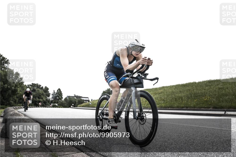 21.06.2026 - 29. Vierlanden-Triathlon H.Heesch http://msf.ph/oto/9905973 21.06.2026 11:20:48 Radfahren 683, 750, 813, 838 meine-sportfotos.de