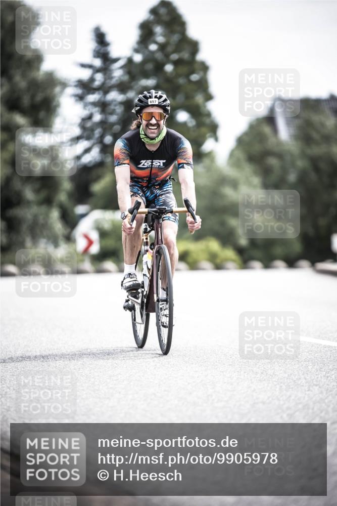 21.06.2026 - 29. Vierlanden-Triathlon H.Heesch http://msf.ph/oto/9905978 21.06.2026 11:43:35 Radfahren 278, 628, 657, 687, 689, 720, 731 meine-sportfotos.de
