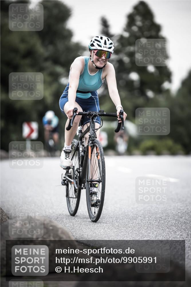 21.06.2026 - 29. Vierlanden-Triathlon H.Heesch http://msf.ph/oto/9905991 21.06.2026 10:24:27 Radfahren 74, 84, 94, 169, 196, 370, 377, 545, 552, 622 meine-sportfotos.de