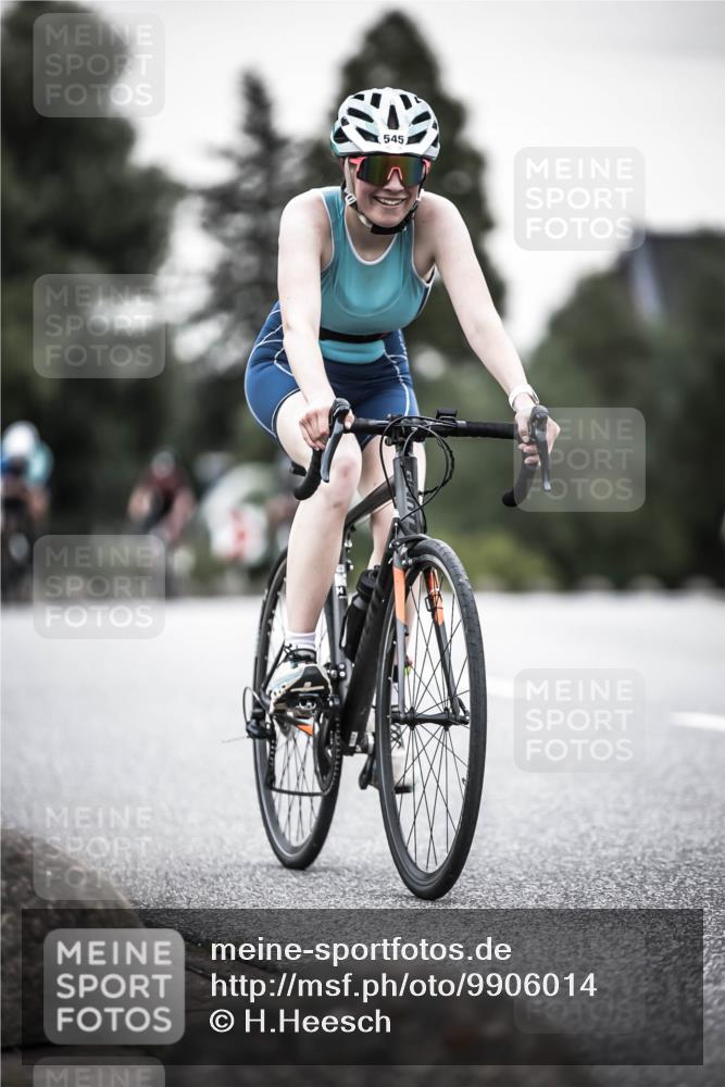 21.06.2026 - 29. Vierlanden-Triathlon H.Heesch http://msf.ph/oto/9906014 21.06.2026 10:24:27 Radfahren 74, 84, 94, 169, 196, 370, 377, 545, 552, 622 meine-sportfotos.de