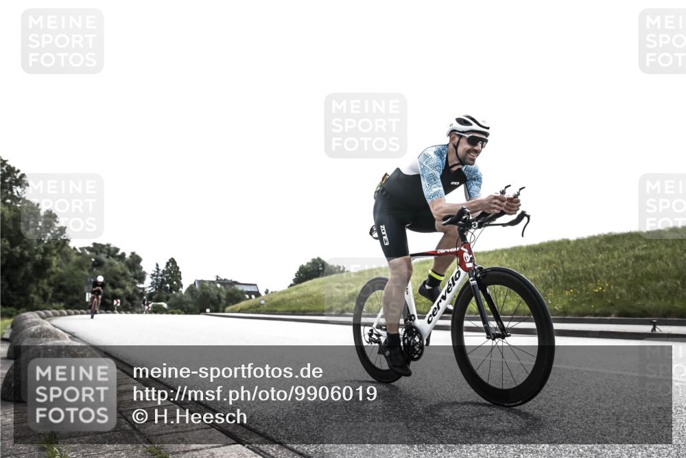 21.06.2026 - 29. Vierlanden-Triathlon H.Heesch http://msf.ph/oto/9906019 21.06.2026 11:22:28 Radfahren 96, 780, 785 meine-sportfotos.de
