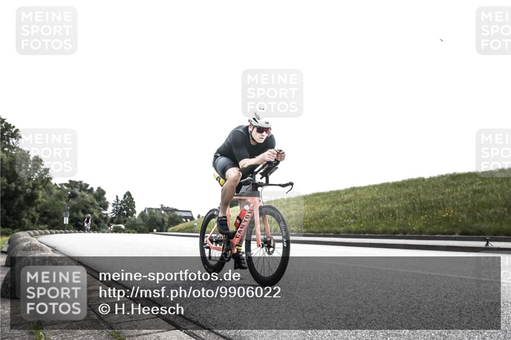 21.06.2026 - 29. Vierlanden-Triathlon H.Heesch http://msf.ph/oto/9906022 21.06.2026 11:22:29 Radfahren 96, 780, 785 meine-sportfotos.de
