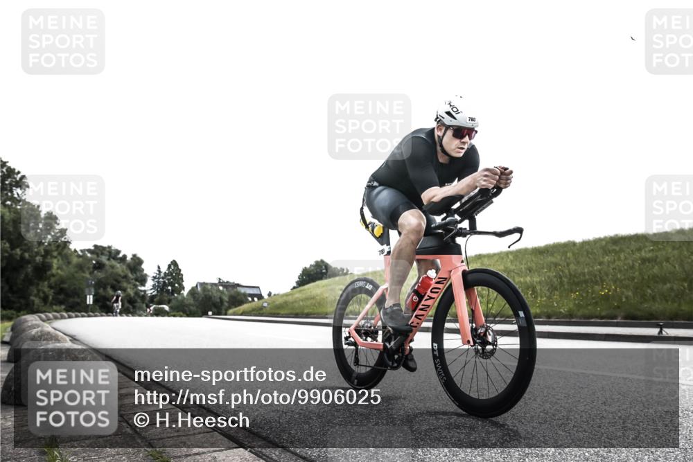 21.06.2026 - 29. Vierlanden-Triathlon H.Heesch http://msf.ph/oto/9906025 21.06.2026 11:22:30 Radfahren 96, 767, 780, 785 meine-sportfotos.de