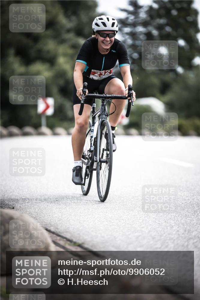 21.06.2026 - 29. Vierlanden-Triathlon H.Heesch http://msf.ph/oto/9906052 21.06.2026 11:40:18 Radfahren 232, 287, 688 meine-sportfotos.de