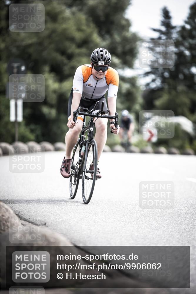 21.06.2026 - 29. Vierlanden-Triathlon H.Heesch http://msf.ph/oto/9906062 21.06.2026 11:44:14 Radfahren 710, 715, 747 meine-sportfotos.de