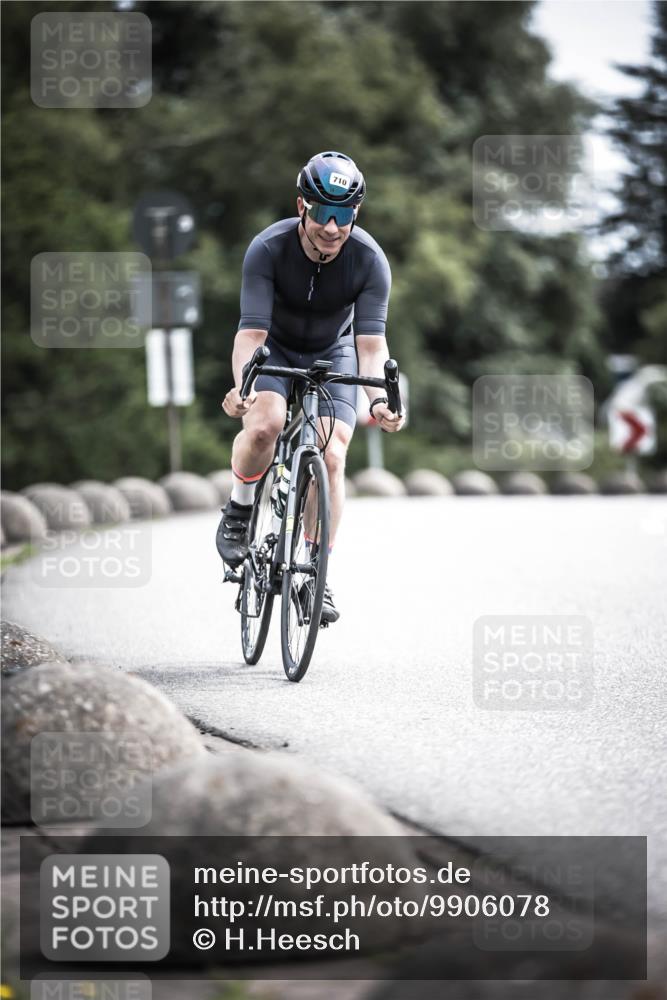 21.06.2026 - 29. Vierlanden-Triathlon H.Heesch http://msf.ph/oto/9906078 21.06.2026 11:44:18 Radfahren 710, 715, 805 meine-sportfotos.de