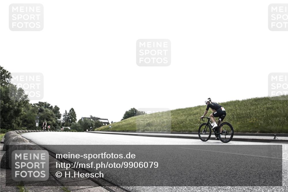 21.06.2026 - 29. Vierlanden-Triathlon H.Heesch http://msf.ph/oto/9906079 21.06.2026 11:24:27 Radfahren 283, 845 meine-sportfotos.de