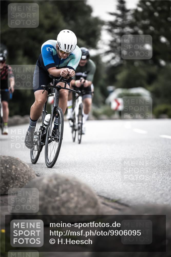 21.06.2026 - 29. Vierlanden-Triathlon H.Heesch http://msf.ph/oto/9906095 21.06.2026 10:24:31 Radfahren 84, 94, 169, 370, 552, 622, 625 meine-sportfotos.de
