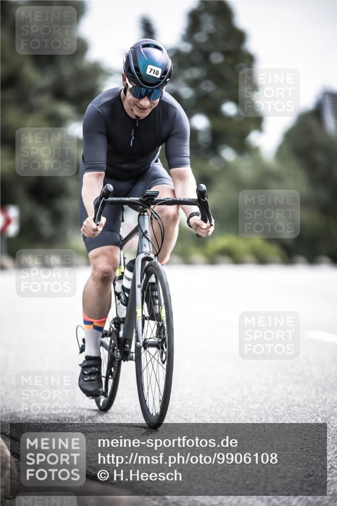 21.06.2026 - 29. Vierlanden-Triathlon H.Heesch http://msf.ph/oto/9906108 21.06.2026 11:44:19 Radfahren 710, 715, 805 meine-sportfotos.de