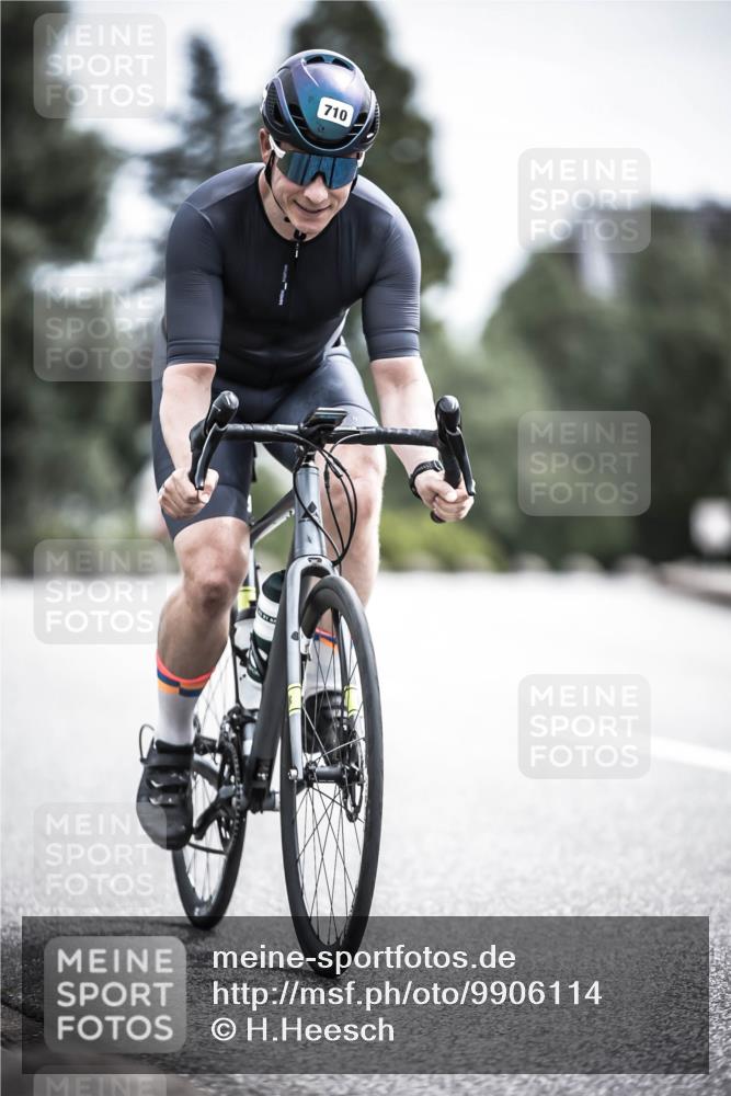 21.06.2026 - 29. Vierlanden-Triathlon H.Heesch http://msf.ph/oto/9906114 21.06.2026 11:44:19 Radfahren 710, 715, 805 meine-sportfotos.de