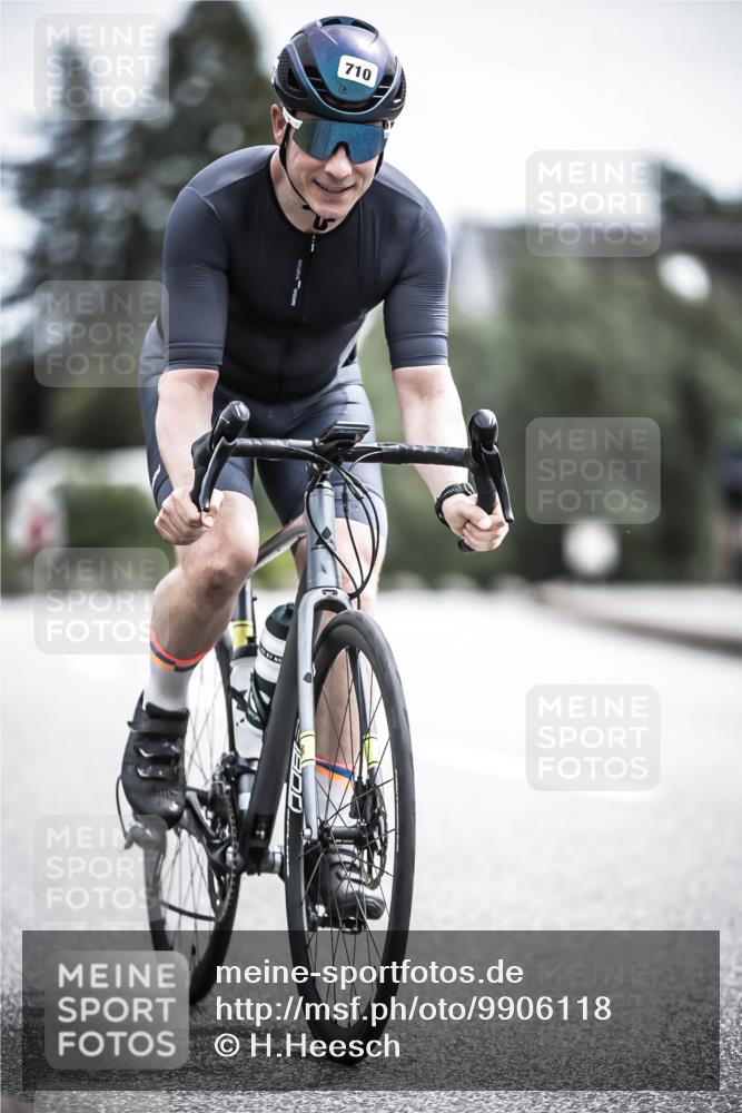21.06.2026 - 29. Vierlanden-Triathlon H.Heesch http://msf.ph/oto/9906118 21.06.2026 11:44:19 Radfahren 710, 715, 805 meine-sportfotos.de