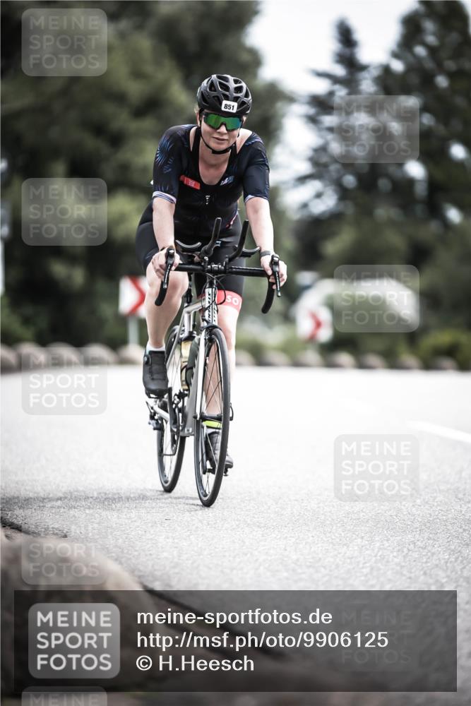 21.06.2026 - 29. Vierlanden-Triathlon H.Heesch http://msf.ph/oto/9906125 21.06.2026 11:40:50 Radfahren 851 meine-sportfotos.de