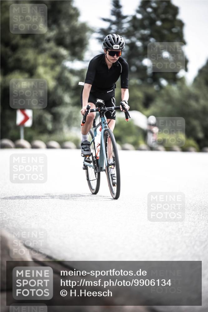 21.06.2026 - 29. Vierlanden-Triathlon H.Heesch http://msf.ph/oto/9906134 21.06.2026 11:44:54 Radfahren 238, 291, 672, 696 meine-sportfotos.de