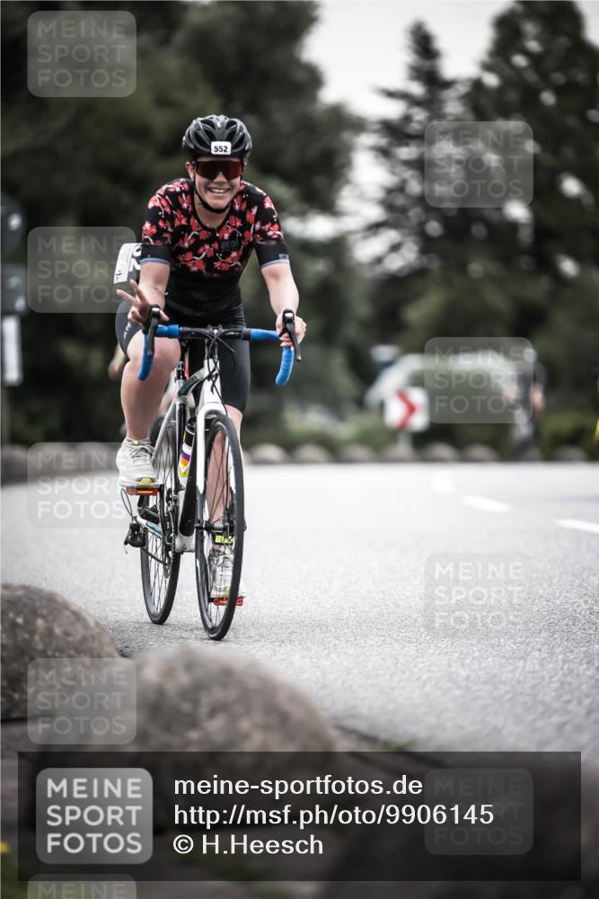 21.06.2026 - 29. Vierlanden-Triathlon H.Heesch http://msf.ph/oto/9906145 21.06.2026 10:24:32 Radfahren 84, 94, 169, 370, 552, 622, 625 meine-sportfotos.de