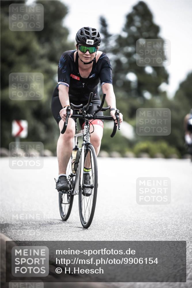 21.06.2026 - 29. Vierlanden-Triathlon H.Heesch http://msf.ph/oto/9906154 21.06.2026 11:40:50 Radfahren 851 meine-sportfotos.de