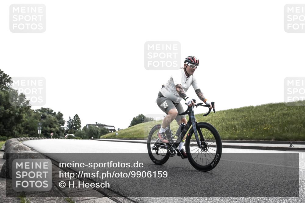 21.06.2026 - 29. Vierlanden-Triathlon H.Heesch http://msf.ph/oto/9906159 21.06.2026 11:27:54 Radfahren 271, 893 meine-sportfotos.de