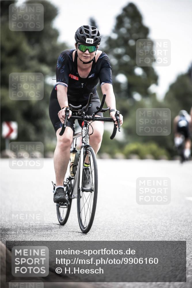 21.06.2026 - 29. Vierlanden-Triathlon H.Heesch http://msf.ph/oto/9906160 21.06.2026 11:40:50 Radfahren 851 meine-sportfotos.de