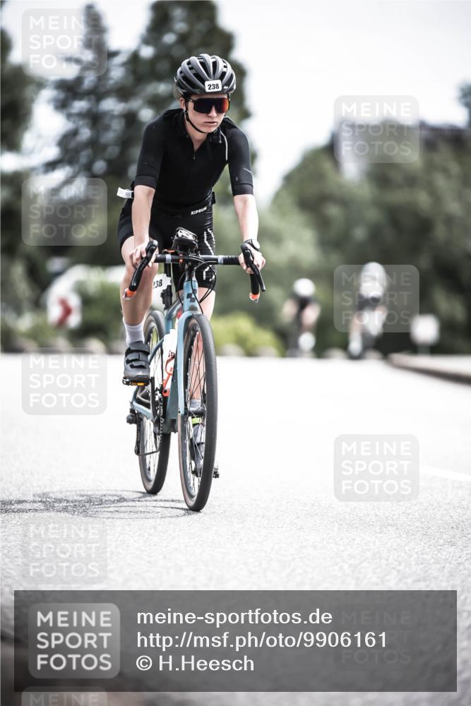 21.06.2026 - 29. Vierlanden-Triathlon H.Heesch http://msf.ph/oto/9906161 21.06.2026 11:44:54 Radfahren 238, 291, 672, 696 meine-sportfotos.de