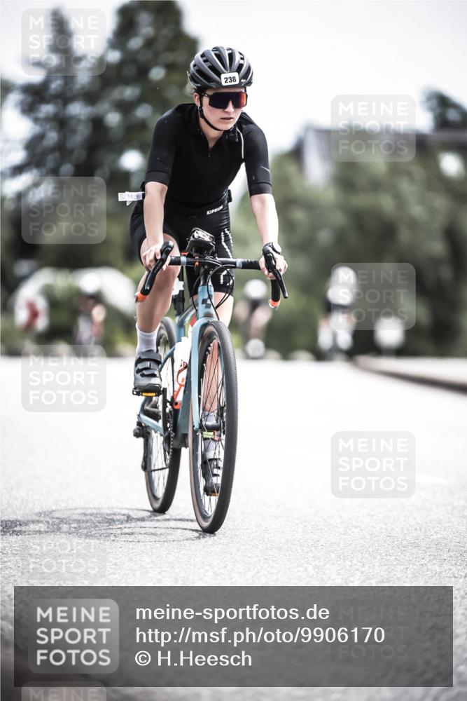 21.06.2026 - 29. Vierlanden-Triathlon H.Heesch http://msf.ph/oto/9906170 21.06.2026 11:44:54 Radfahren 238, 291, 672, 696 meine-sportfotos.de