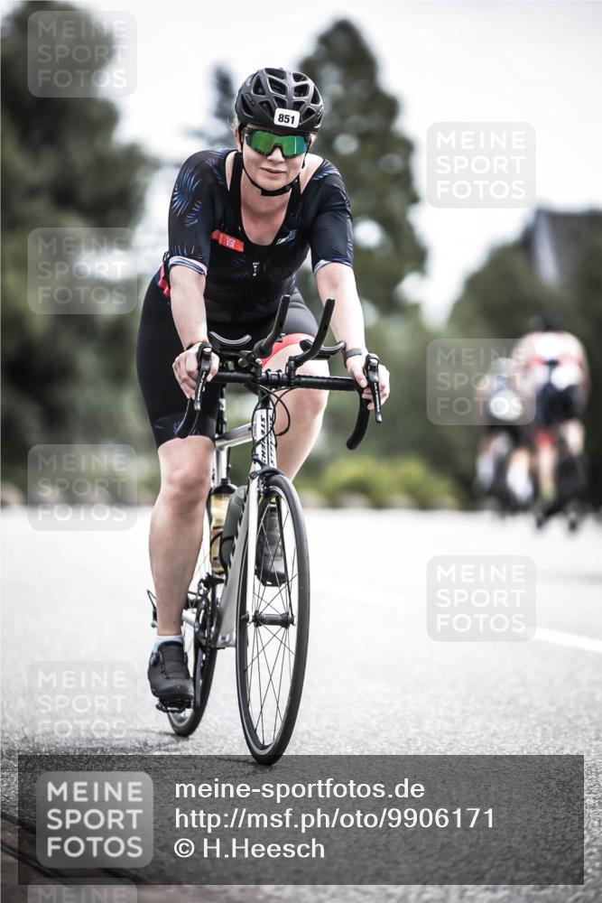 21.06.2026 - 29. Vierlanden-Triathlon H.Heesch http://msf.ph/oto/9906171 21.06.2026 11:40:50 Radfahren 851 meine-sportfotos.de