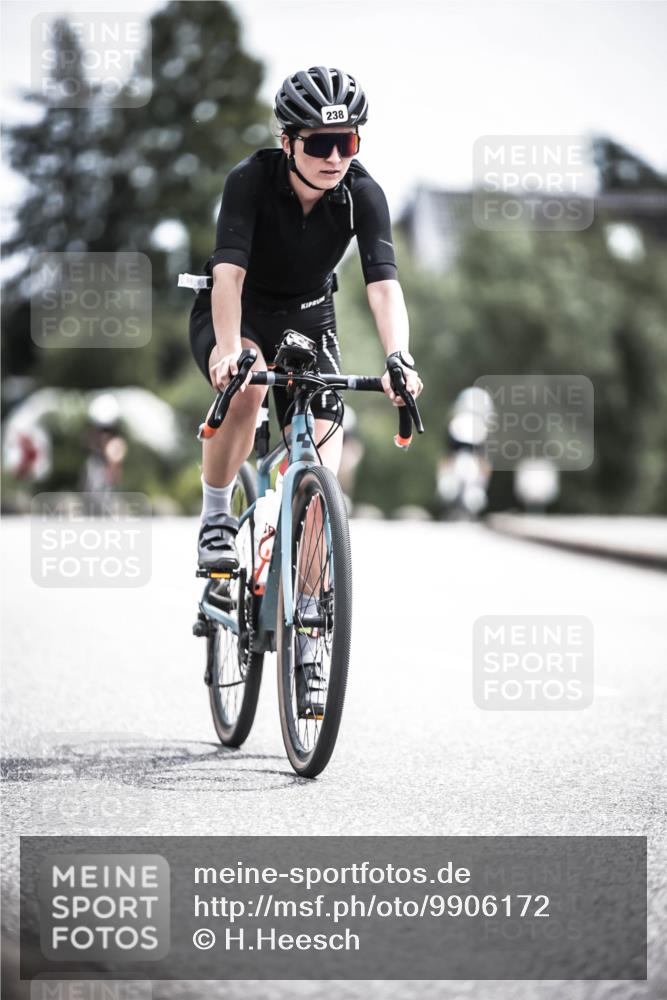 21.06.2026 - 29. Vierlanden-Triathlon H.Heesch http://msf.ph/oto/9906172 21.06.2026 11:44:54 Radfahren 238, 291, 672, 696 meine-sportfotos.de