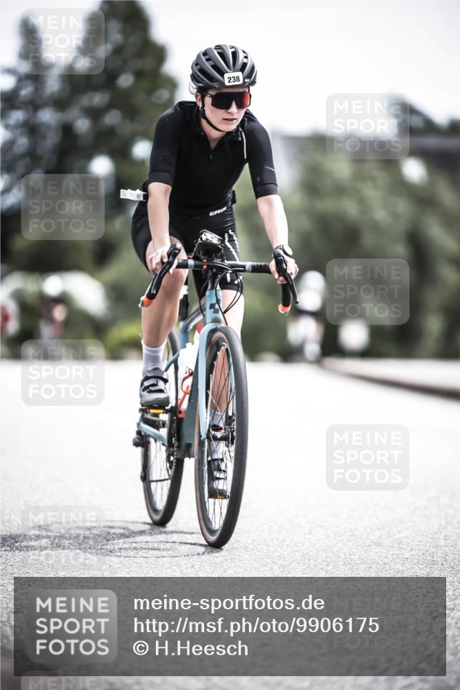 21.06.2026 - 29. Vierlanden-Triathlon H.Heesch http://msf.ph/oto/9906175 21.06.2026 11:44:54 Radfahren 238, 291, 672, 696 meine-sportfotos.de