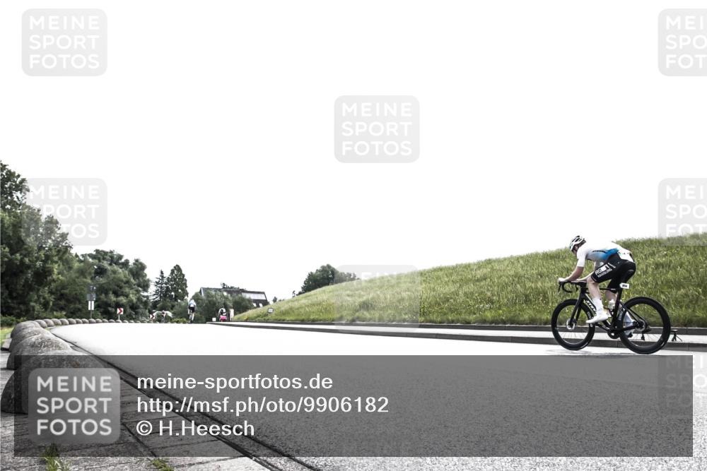 21.06.2026 - 29. Vierlanden-Triathlon H.Heesch http://msf.ph/oto/9906182 21.06.2026 11:28:36 Radfahren 124 meine-sportfotos.de