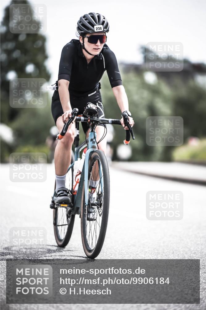 21.06.2026 - 29. Vierlanden-Triathlon H.Heesch http://msf.ph/oto/9906184 21.06.2026 11:44:55 Radfahren 238, 291, 696 meine-sportfotos.de