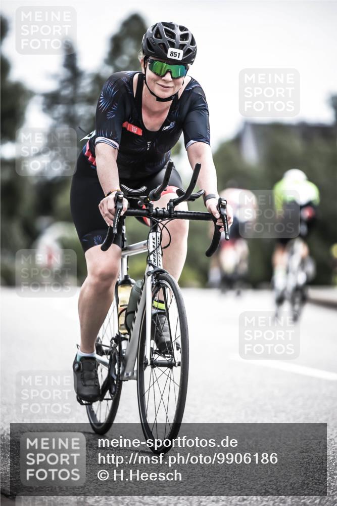 21.06.2026 - 29. Vierlanden-Triathlon H.Heesch http://msf.ph/oto/9906186 21.06.2026 11:40:50 Radfahren 851 meine-sportfotos.de