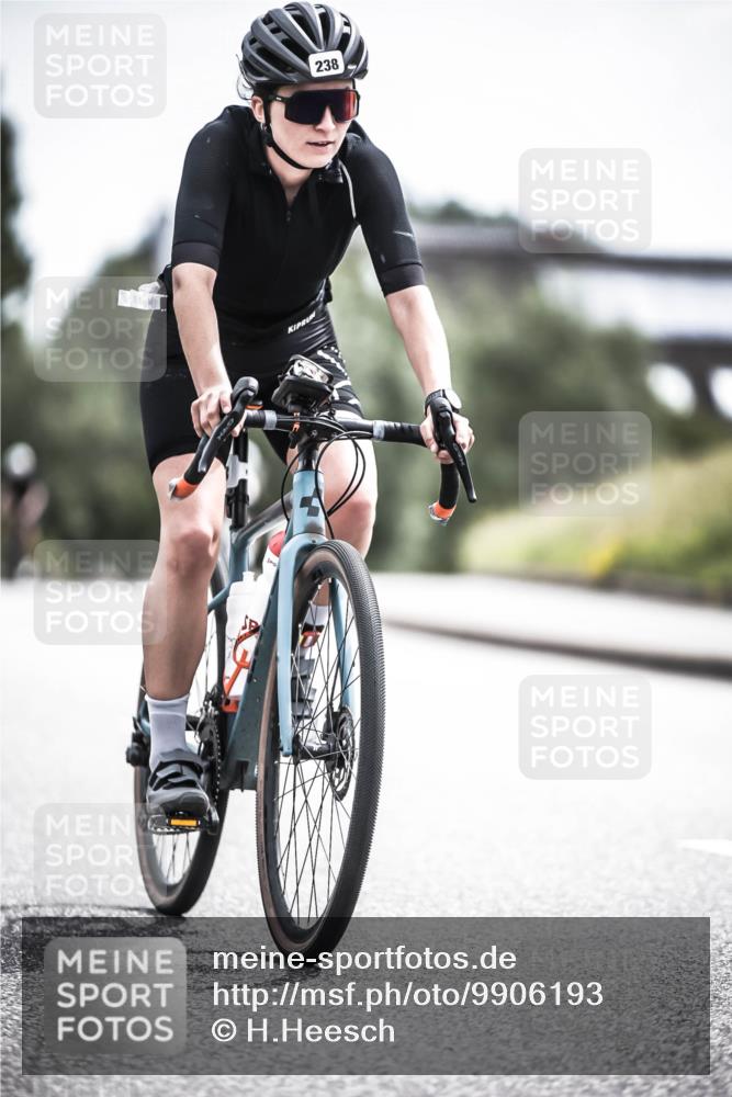 21.06.2026 - 29. Vierlanden-Triathlon H.Heesch http://msf.ph/oto/9906193 21.06.2026 11:44:55 Radfahren 238, 291, 696 meine-sportfotos.de