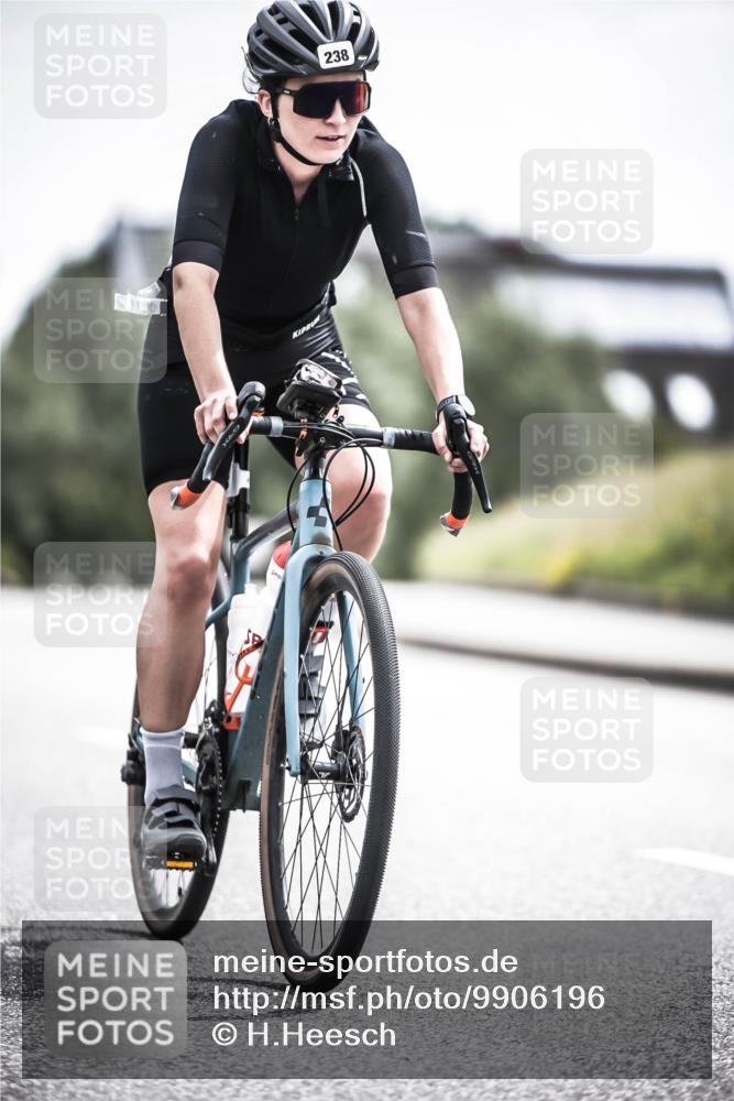 21.06.2026 - 29. Vierlanden-Triathlon H.Heesch http://msf.ph/oto/9906196 21.06.2026 11:44:55 Radfahren 238, 291, 696 meine-sportfotos.de