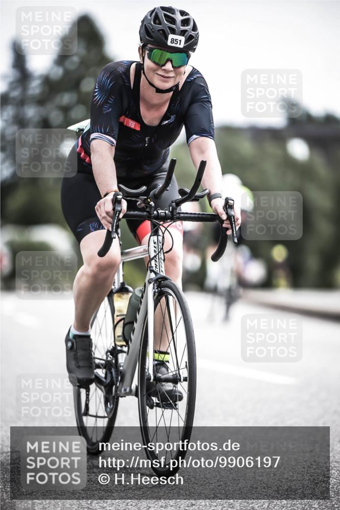 21.06.2026 - 29. Vierlanden-Triathlon H.Heesch http://msf.ph/oto/9906197 21.06.2026 11:40:50 Radfahren 851 meine-sportfotos.de