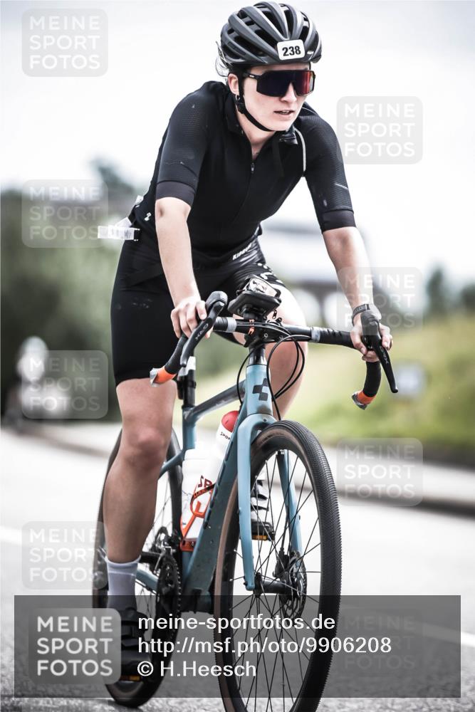 21.06.2026 - 29. Vierlanden-Triathlon H.Heesch http://msf.ph/oto/9906208 21.06.2026 11:44:55 Radfahren 238, 291, 696 meine-sportfotos.de