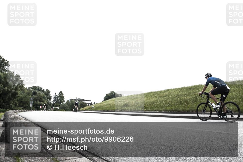 21.06.2026 - 29. Vierlanden-Triathlon H.Heesch http://msf.ph/oto/9906226 21.06.2026 11:29:55 Radfahren 790 meine-sportfotos.de