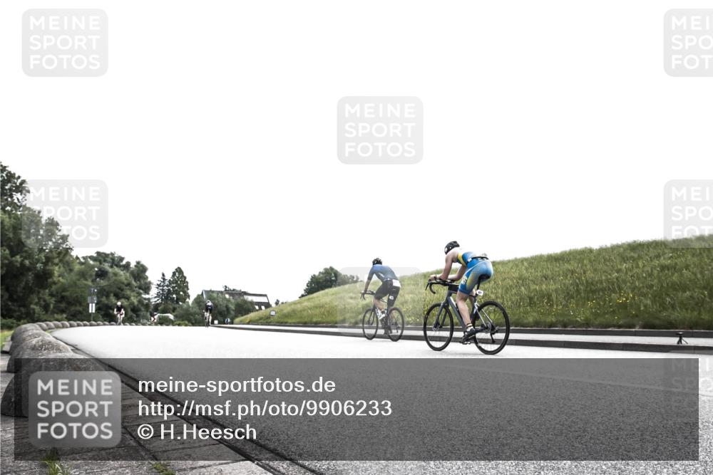 21.06.2026 - 29. Vierlanden-Triathlon H.Heesch http://msf.ph/oto/9906233 21.06.2026 11:29:55 Radfahren 790 meine-sportfotos.de