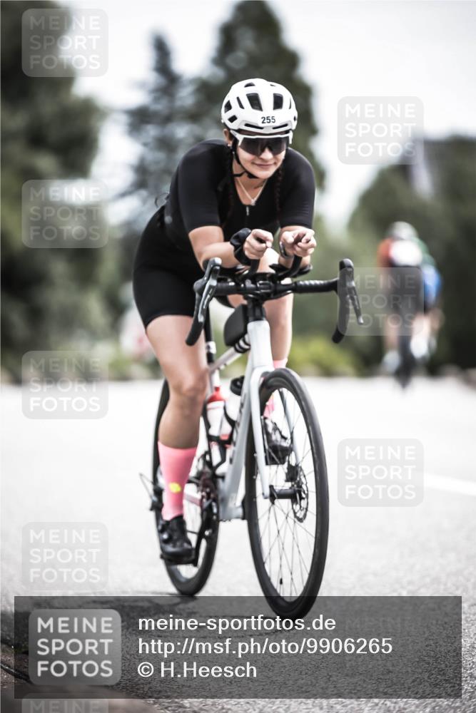 21.06.2026 - 29. Vierlanden-Triathlon H.Heesch http://msf.ph/oto/9906265 21.06.2026 11:45:03 Radfahren 255, 696 meine-sportfotos.de
