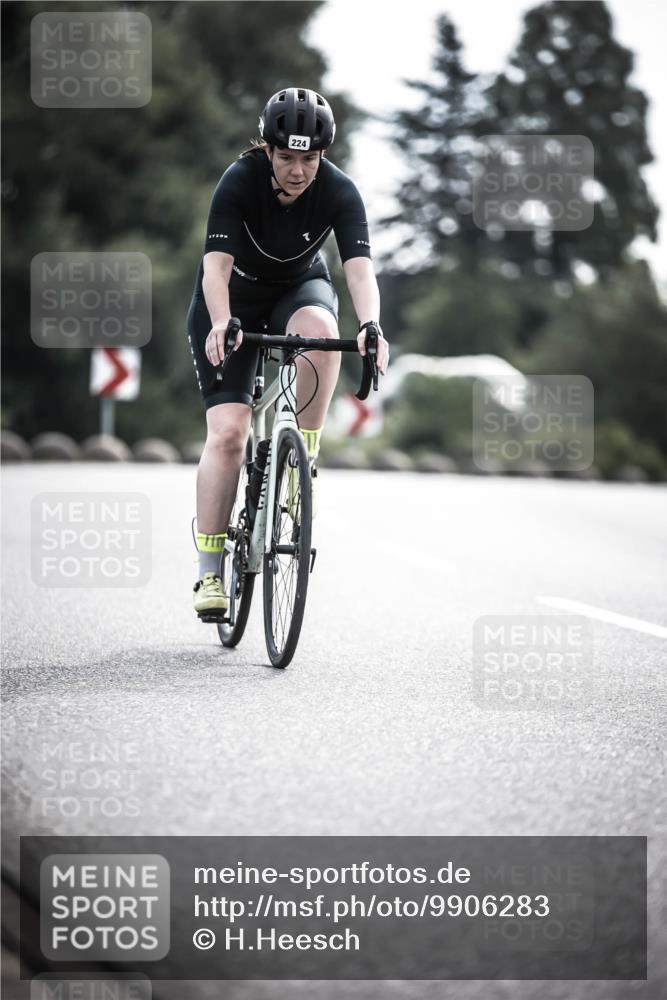 21.06.2026 - 29. Vierlanden-Triathlon H.Heesch http://msf.ph/oto/9906283 21.06.2026 09:19:24 Radfahren 99, 224, 228 meine-sportfotos.de