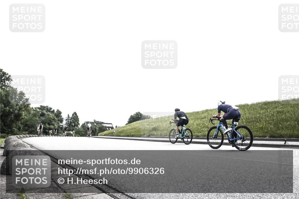 21.06.2026 - 29. Vierlanden-Triathlon H.Heesch http://msf.ph/oto/9906326 21.06.2026 11:31:32 Radfahren 200, 788 meine-sportfotos.de