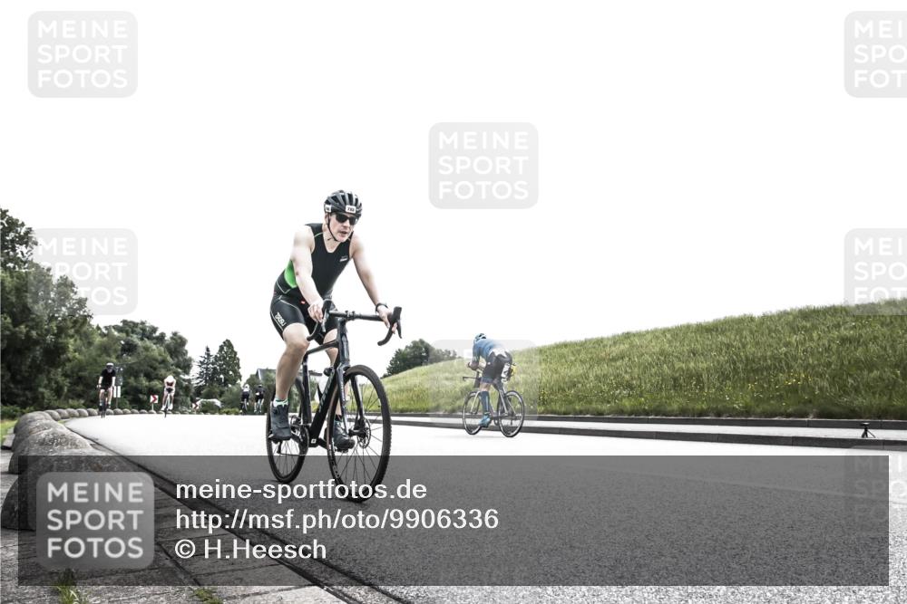 21.06.2026 - 29. Vierlanden-Triathlon H.Heesch http://msf.ph/oto/9906336 21.06.2026 11:31:35 Radfahren 662, 667, 788 meine-sportfotos.de