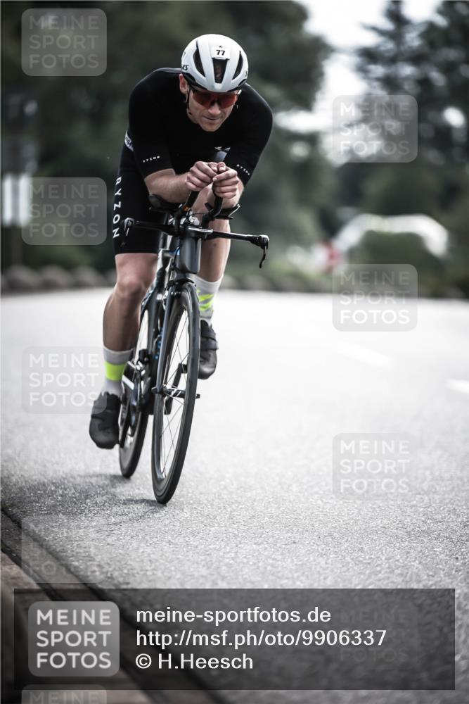 21.06.2026 - 29. Vierlanden-Triathlon H.Heesch http://msf.ph/oto/9906337 21.06.2026 09:19:41 Radfahren 4, 77, 219 meine-sportfotos.de