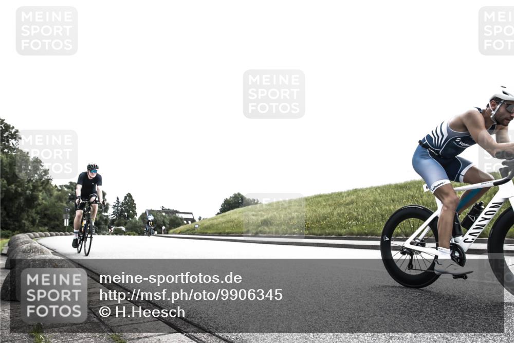 21.06.2026 - 29. Vierlanden-Triathlon H.Heesch http://msf.ph/oto/9906345 21.06.2026 11:31:38 Radfahren 205, 662, 667, 788 meine-sportfotos.de