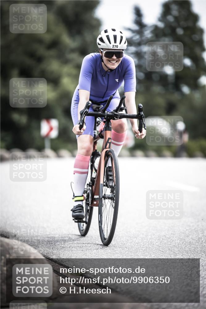21.06.2026 - 29. Vierlanden-Triathlon H.Heesch http://msf.ph/oto/9906350 21.06.2026 11:41:00 Radfahren 71, 270, 668, 709, 853 meine-sportfotos.de