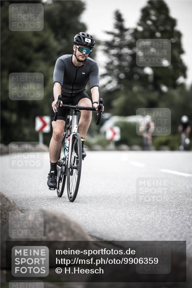 21.06.2026 - 29. Vierlanden-Triathlon H.Heesch http://msf.ph/oto/9906359 21.06.2026 10:24:40 Radfahren 71, 207, 509, 562 meine-sportfotos.de