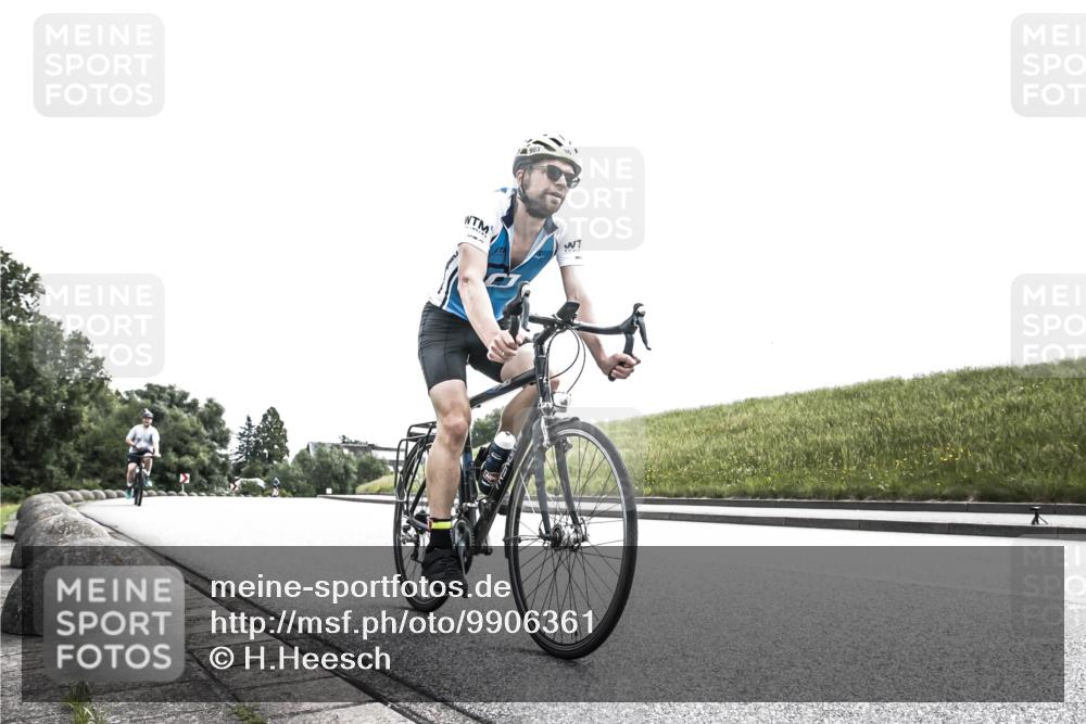 21.06.2026 - 29. Vierlanden-Triathlon H.Heesch http://msf.ph/oto/9906361 21.06.2026 11:32:27 Radfahren 168, 668, 736, 903, 906 meine-sportfotos.de