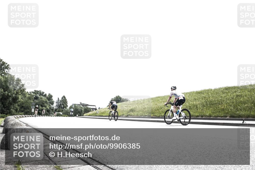 21.06.2026 - 29. Vierlanden-Triathlon H.Heesch http://msf.ph/oto/9906385 21.06.2026 11:32:55 Radfahren 269, 806, 880 meine-sportfotos.de