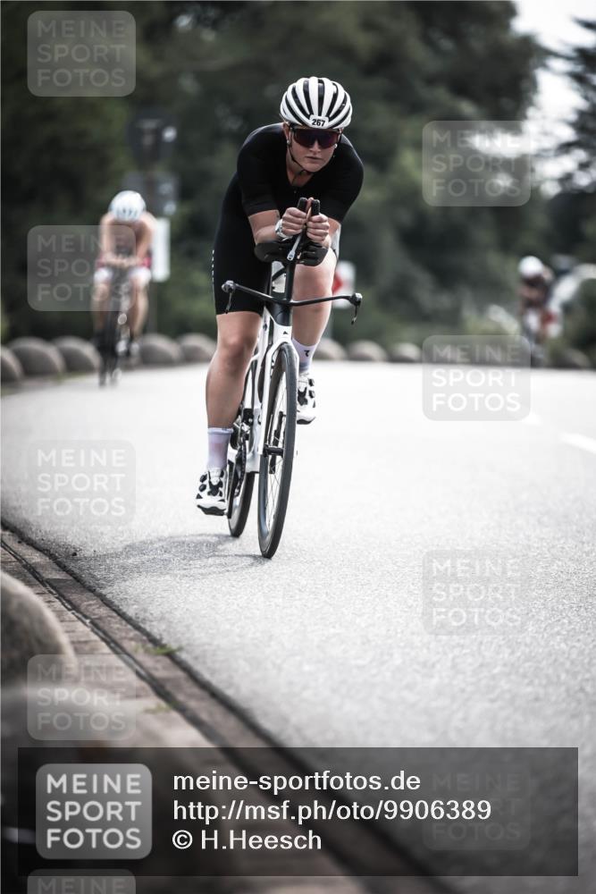 21.06.2026 - 29. Vierlanden-Triathlon H.Heesch http://msf.ph/oto/9906389 21.06.2026 09:19:57 Radfahren 32, 267, 298 meine-sportfotos.de