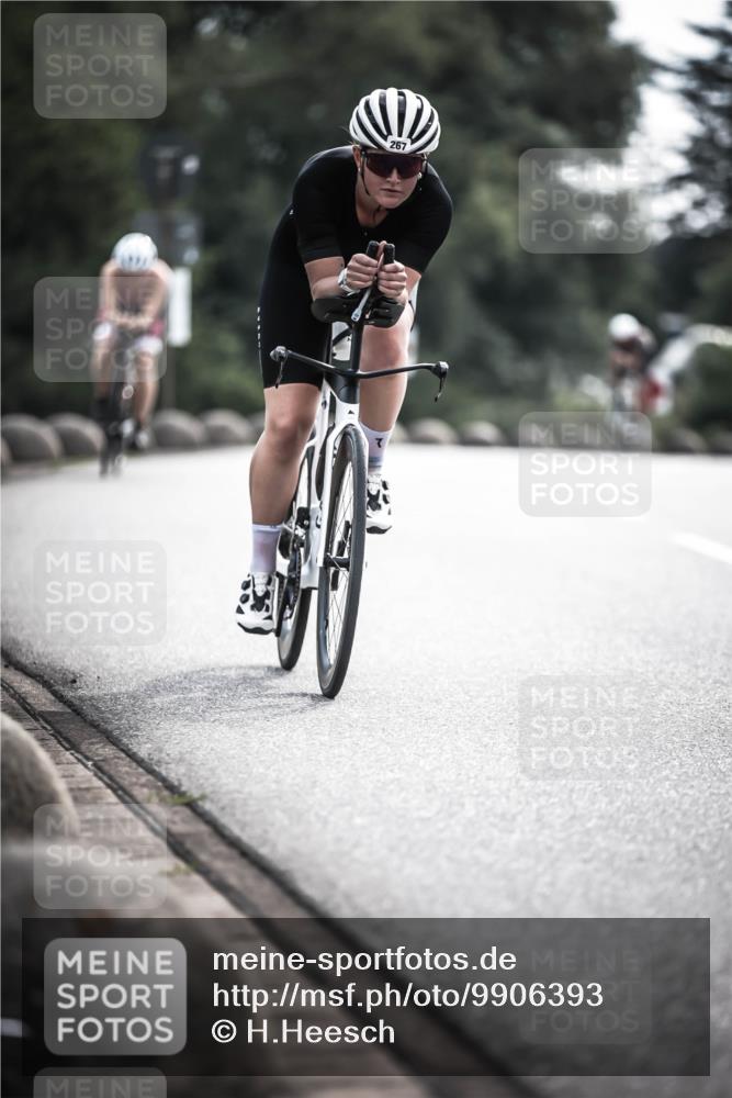 21.06.2026 - 29. Vierlanden-Triathlon H.Heesch http://msf.ph/oto/9906393 21.06.2026 09:19:57 Radfahren 32, 267, 298 meine-sportfotos.de