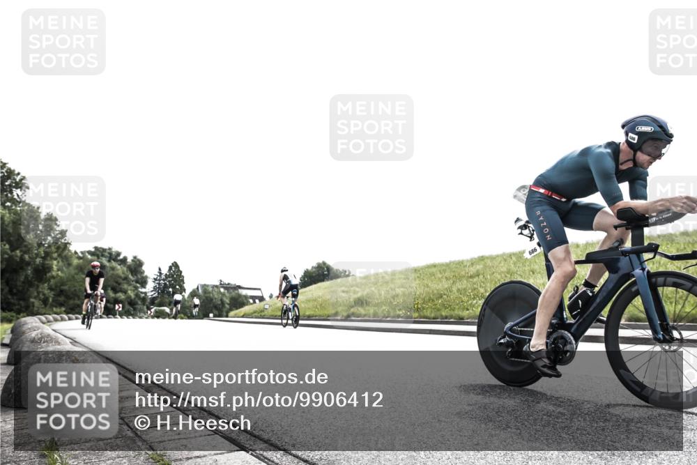 21.06.2026 - 29. Vierlanden-Triathlon H.Heesch http://msf.ph/oto/9906412 21.06.2026 11:33:28 Radfahren 19, 54, 255, 686, 894 meine-sportfotos.de